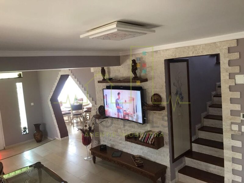 Timis Casa individuala in Sanmihaiu Roman cu 4 camere. Panouri solare.