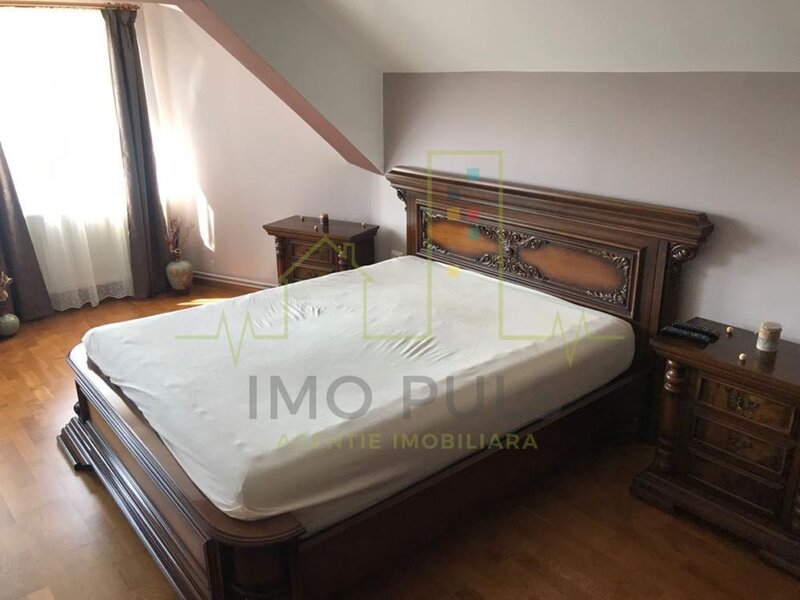 Timis Casa individuala in Sanmihaiu Roman cu 4 camere. Panouri solare.